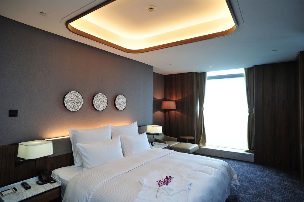 Chongqing The Lotus Hotel Eksteriør bilde